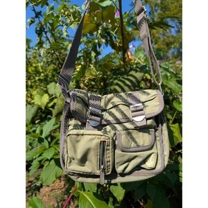 1991 Volcom STN Scout Olive Green Crossbody Messenger Bag Utility Small